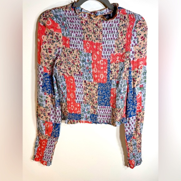 Gigio / Patchwork Print Floral Top / Boho Patchwork Ruching throughout Sz Small - Picture 1 of 12